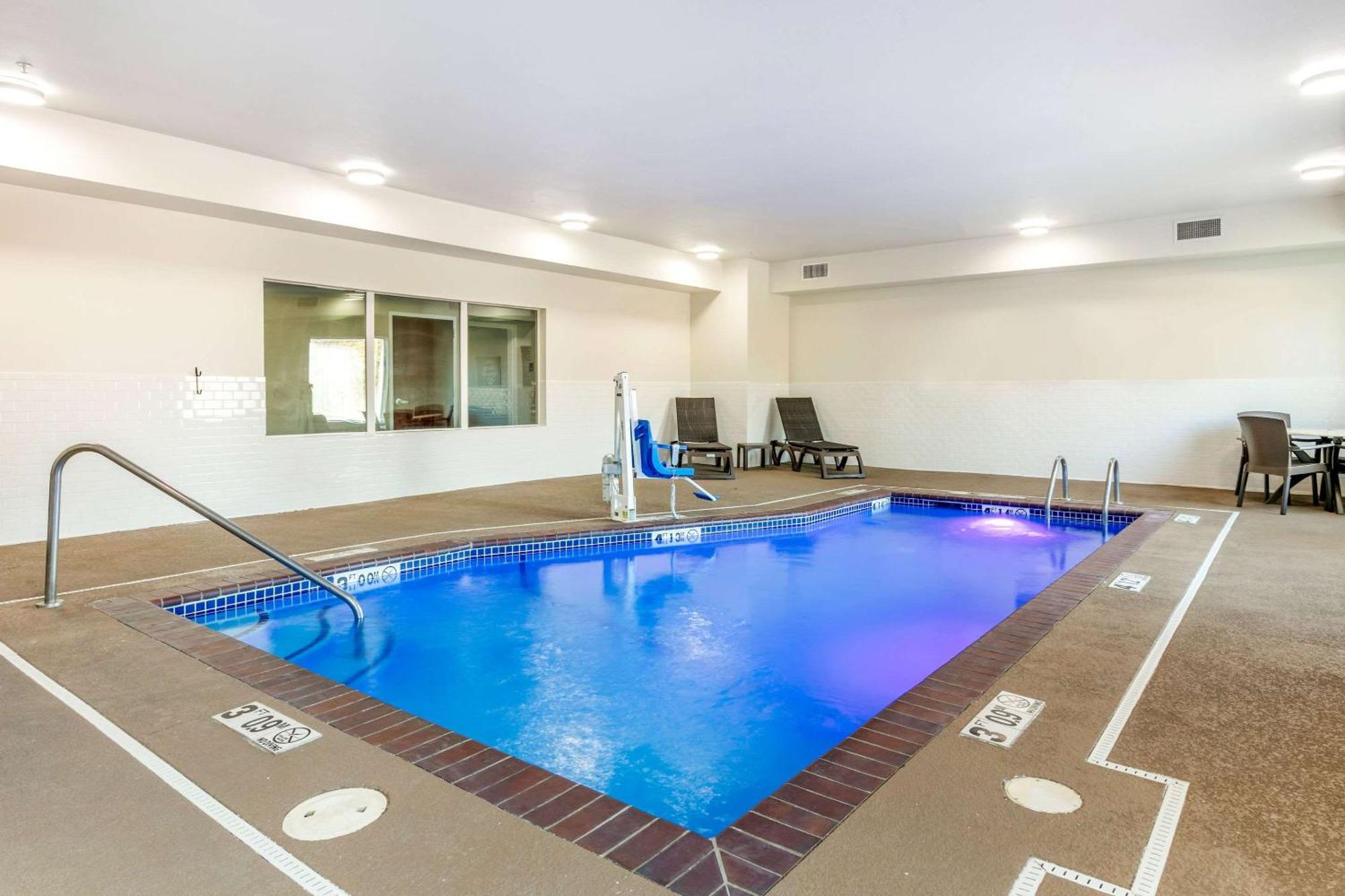 Comfort Inn & Suites Van Buren - Fort Smith Esterno foto